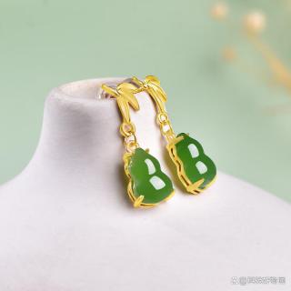 亮点2:优质天然材料.采用天然和田玉