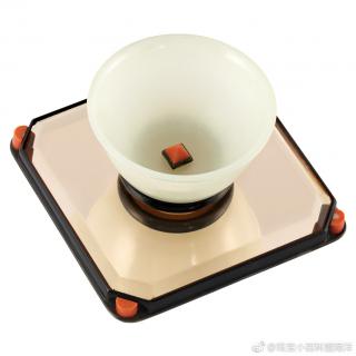 国际上公认的高档玉石品种仅有翡翠和软玉