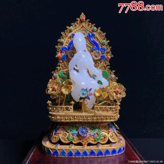 银鎏金镶和田玉观音摆件,纯手工制作,包纯银鎏真金,并镶嵌宝石,局部有