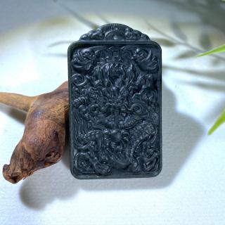 和田玉青玉盘龙护主吊牌:千年玉雕工艺的随身守护
