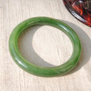 热销玉手镯 小细条